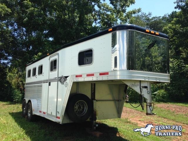 1998 Featherlite 8544 3 Horse Slant Load Gooseneck Horse Trailer 1998 Featherlite 8544 3 Horse Slant Load Gooseneck Horse Trailer