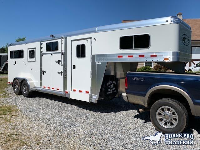2022 4-Star 2+1 Gooseneck- 22' w/ROOF INSULATION & FANS! 2022 4-Star 2+1 Gooseneck- 22' w/ROOF INSULATION & FANS!
