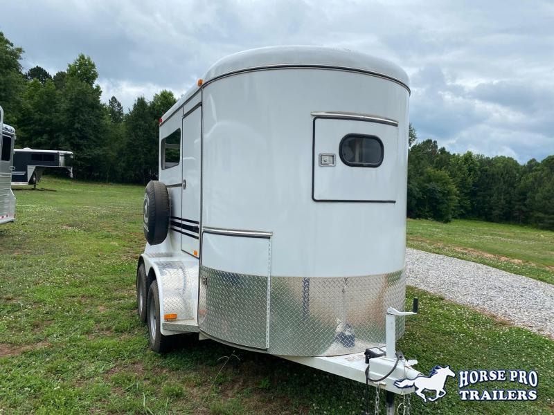 2020 Bee Wrangler 2 Horse Straight Load Bumper Pull w/Padding 2020 Bee Wrangler 2 Horse Straight Load Bumper Pull w/Padding