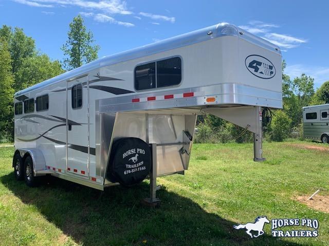 2022 4-Star 3 Horse Slant Load Gooseneck w/SWING-OUT SADDLE RACK & WATER TANK 2022 4-Star 3 Horse Slant Load Gooseneck w/SWING-OUT SADDLE RACK & WATER TANK