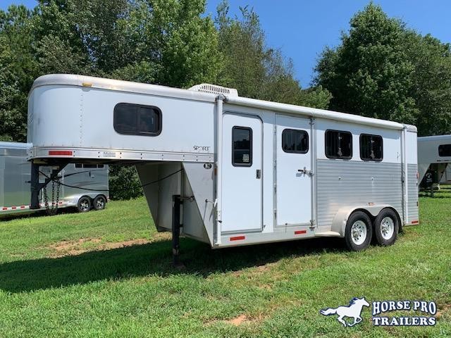 2006 Exiss Sport 3 Horse Slant Load Gooseneck w/REAR TACK 2006 Exiss Sport 3 Horse Slant Load Gooseneck w/REAR TACK