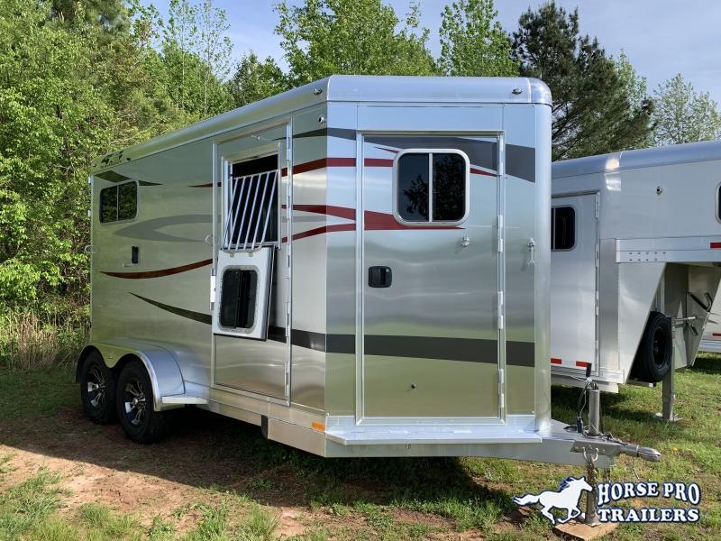 2020 4-Star 2 Horse Straight Load Bumper Pull w/INSULATION & FANS! 2020 4-Star 2 Horse Straight Load Bumper Pull w/INSULATION & FANS!