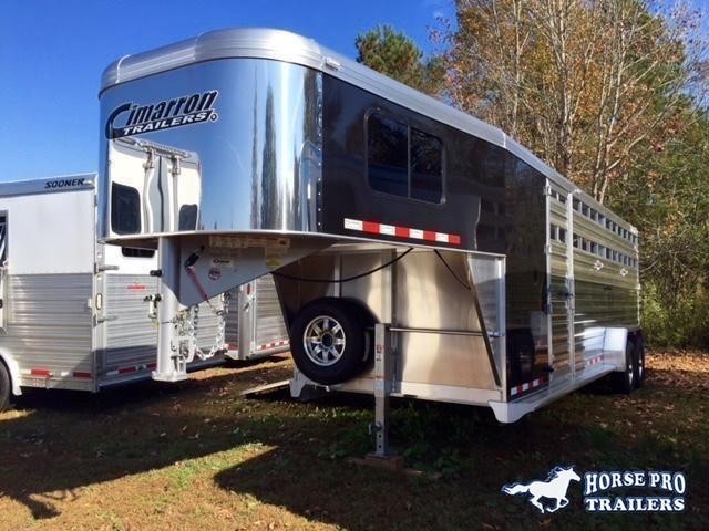 2022 Cimarron Lonestar 24' Stock Combo Gooseneck w/SIDE RAMP 2022 Cimarron Lonestar 24' Stock Combo Gooseneck w/SIDE RAMP