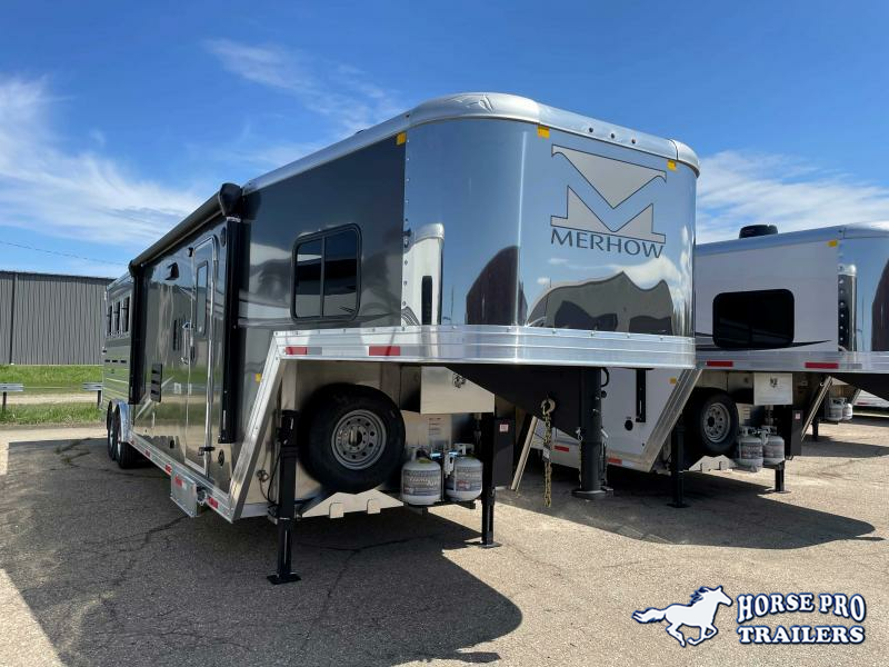 2023 Merhow Next Generation 7209 RKS 2 Horse Living Quarters with