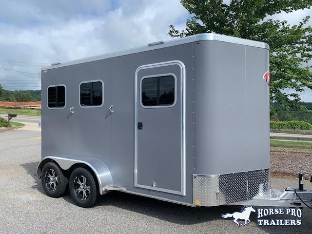 2021 Kiefer 2 Horse Slant Load Bumper Pull w/REAR TACK & ESCAPE DOOR 2021 Kiefer 2 Horse Slant Load Bumper Pull w/REAR TACK & ESCAPE DOOR