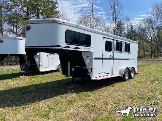 2007 Sundowner Trailers Sundowner Sunlite 3 horse slant load gooseneck Horse Trailer 2007 Sundowner Trailers Sundowner Sunlite 3 horse slant load gooseneck Horse Trailer