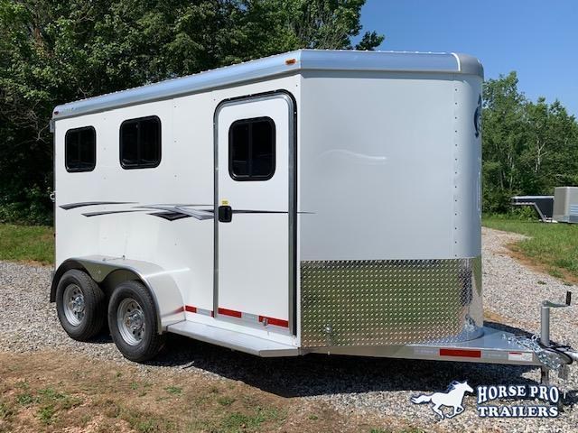 2022 Adam Mustang 3 Horse Slant Load Bumper Pull 2022 Adam Mustang 3 Horse Slant Load Bumper Pull