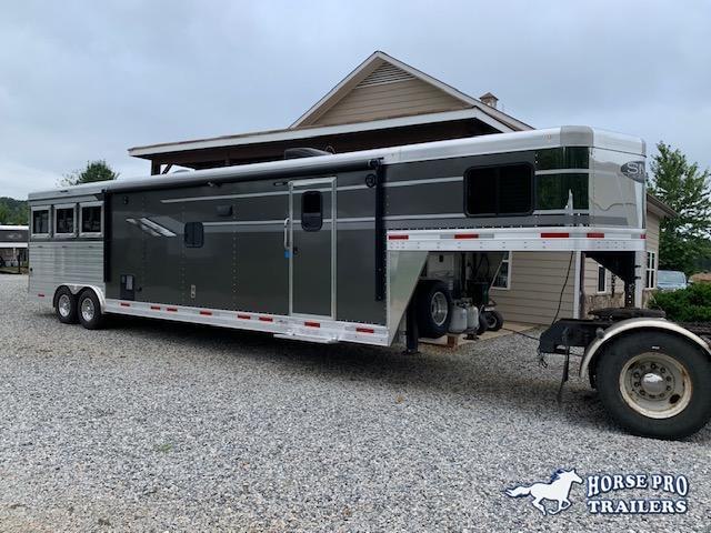2020 SMC Horse Trailers Laramie Horse Trailer 2020 SMC Horse Trailers Laramie Horse Trailer