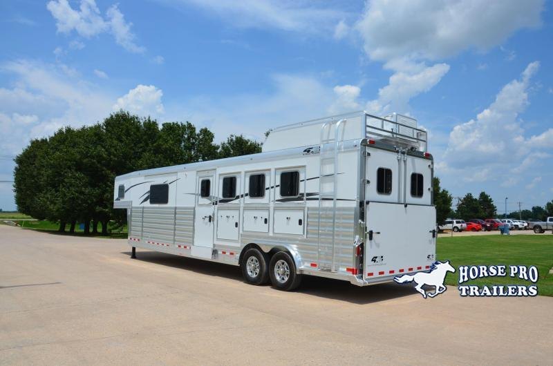 2024 4-Star Deluxe 4 Horse 15'8 Outback LQ Slideout 2024 4-Star Deluxe 4 Horse 15'8 Outback LQ Slideout