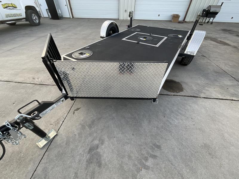 2023 Black Hole Sasquatch Ice Shack Advantage RV / RV and Camper