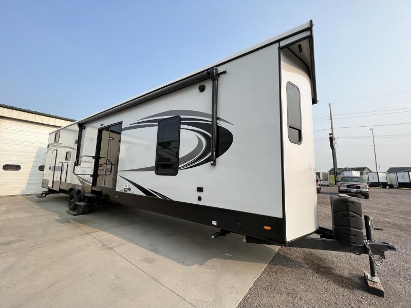 2023 Sandpiper 400BH Destination Trailer