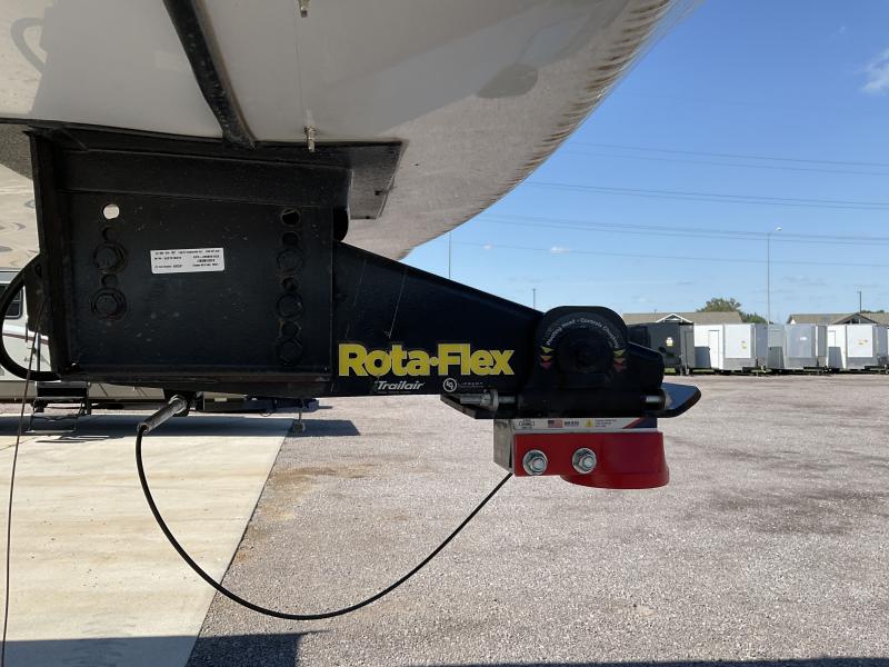 used Fifth Wheel Trailers Alliance RV Paradigm for sale, in Watertown, SD Thumbnail 9