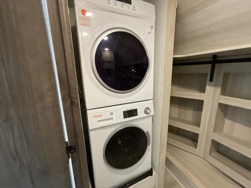 used Fifth Wheel Trailers Alliance RV Paradigm for sale, in Watertown, SD Thumbnail 42