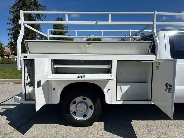 used Other Trucks Ford  for sale, in North Hills, CA Thumbnail 12