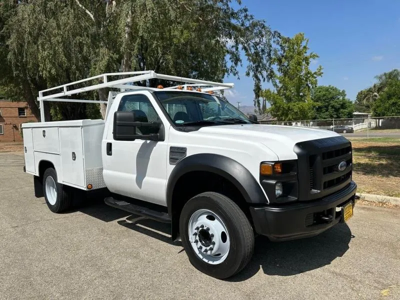 2008 Ford F-450 S.D. 