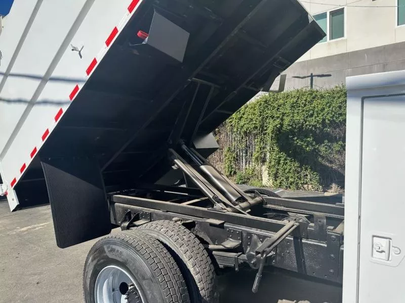 used Other Trucks GMC  for sale, in North Hills, CA Thumbnail 27