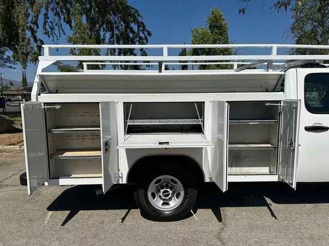 used Other Trucks GMC  for sale, in North Hills, CA Thumbnail 11
