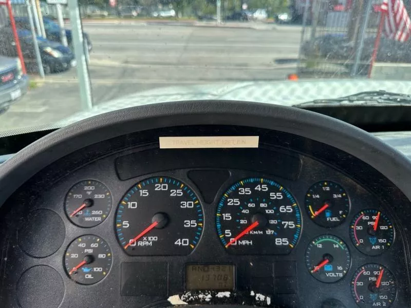 used Other Trucks International  for sale, in North Hills, CA Thumbnail 9