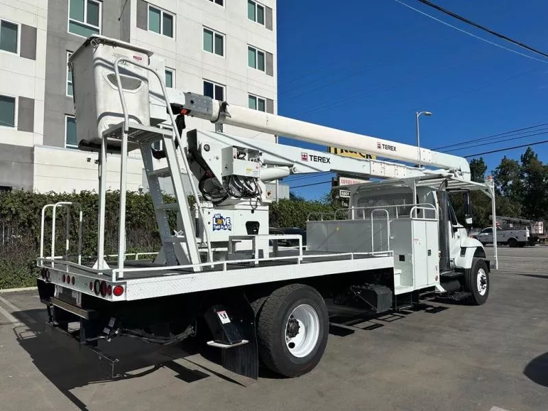 used Other Trucks International  for sale, in North Hills, CA Thumbnail 3