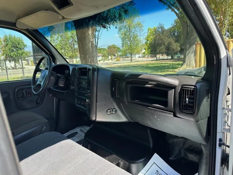 used Other Trucks GMC  for sale, in North Hills, CA Thumbnail 35