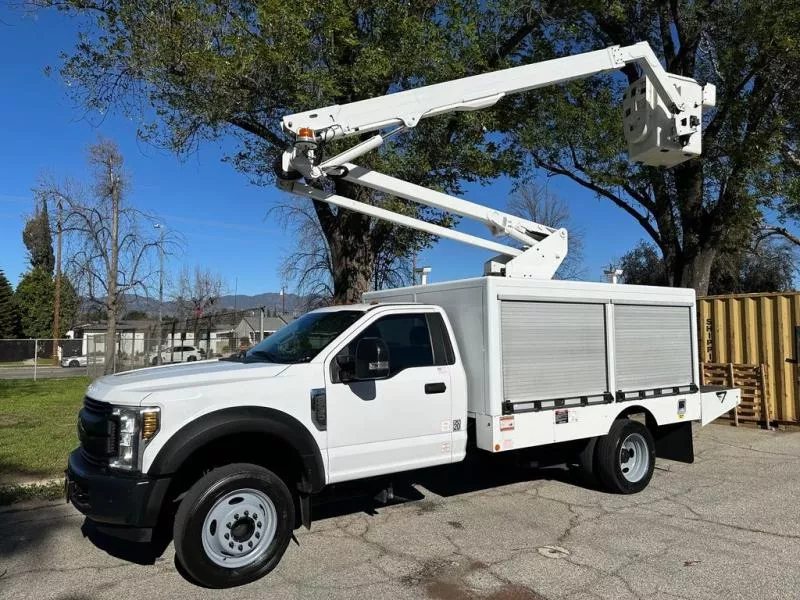2019 Ford F-550 S.D. 