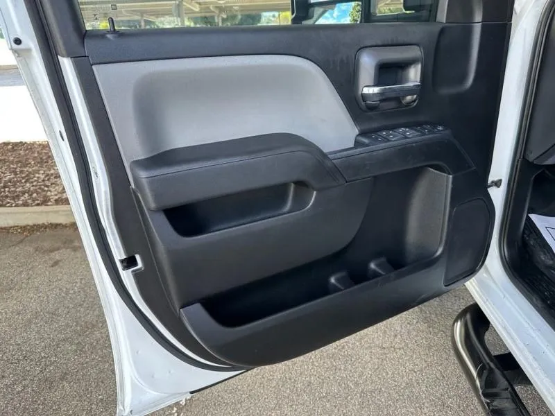 used Other Trucks Chevrolet  for sale, in North Hills, CA Thumbnail 26