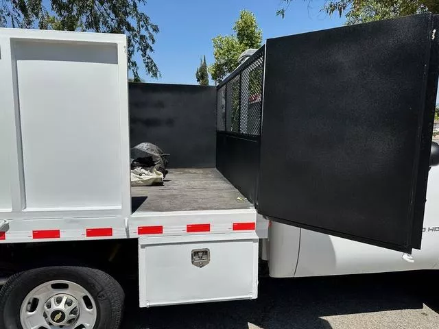 used Flatbed Semi Trailers Chevrolet  for sale, in North Hills, CA Thumbnail 12