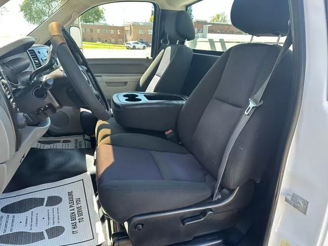 used Other Trucks Chevrolet  for sale, in North Hills, CA Thumbnail 24