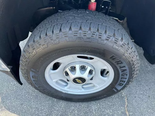 used Other Trucks Chevrolet  for sale, in North Hills, CA Thumbnail 34
