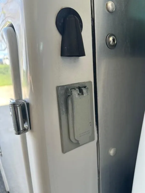 used Other Trucks Chevrolet  for sale, in North Hills, CA Thumbnail 36