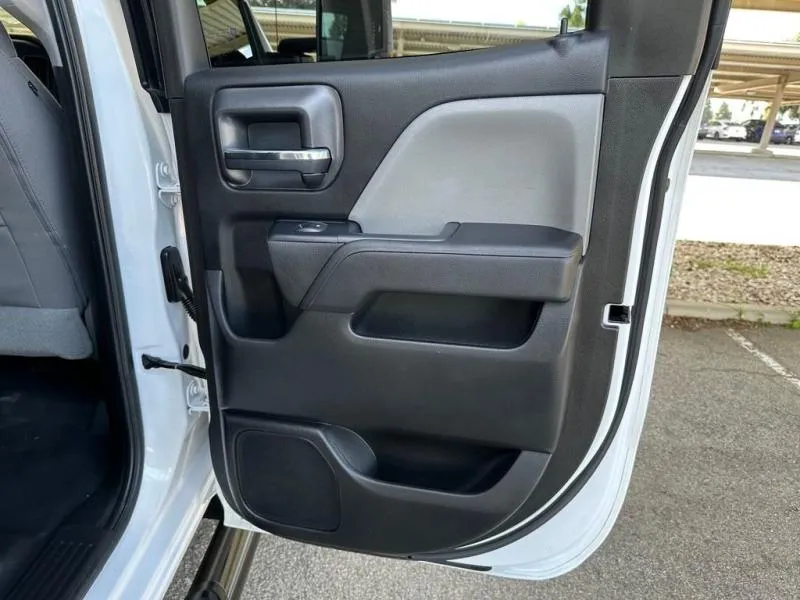 used Other Trucks Chevrolet  for sale, in North Hills, CA Thumbnail 34