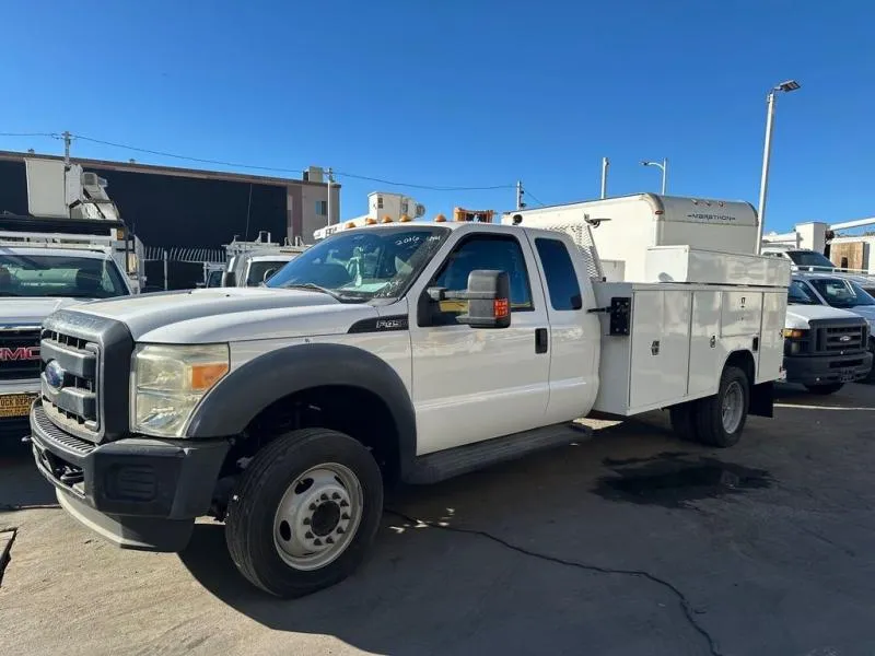 2016 Ford F-450 S.D.