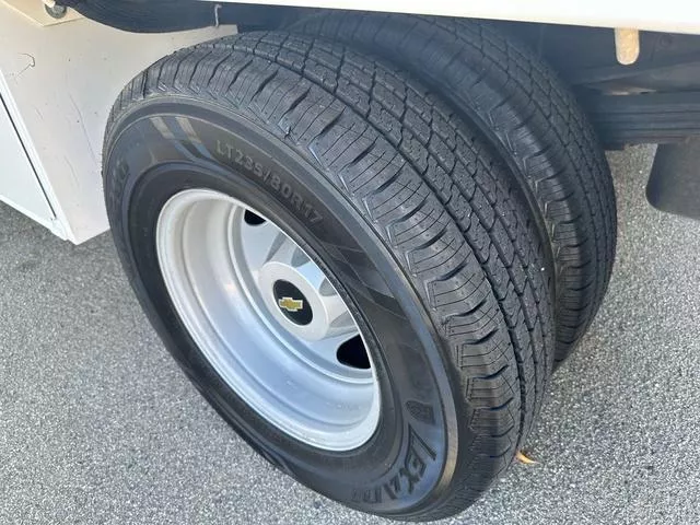 used Other Trucks Chevrolet  for sale, in North Hills, CA Thumbnail 32