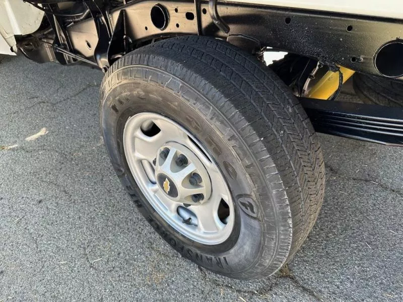 used Flatbed Semi Trailers Chevrolet  for sale, in North Hills, CA Thumbnail 28