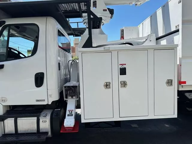 used Other Trucks Freightliner  for sale, in North Hills, CA Thumbnail 18