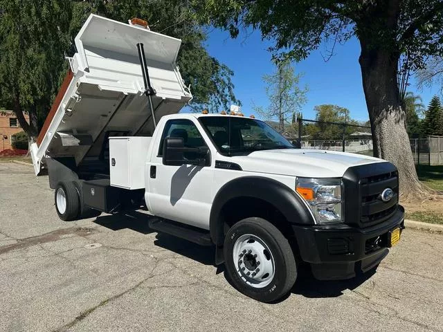 2011 Ford F-550 S.D. 
