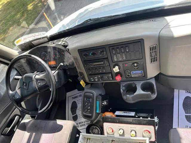 used Other Trucks International  for sale, in North Hills, CA Thumbnail 38