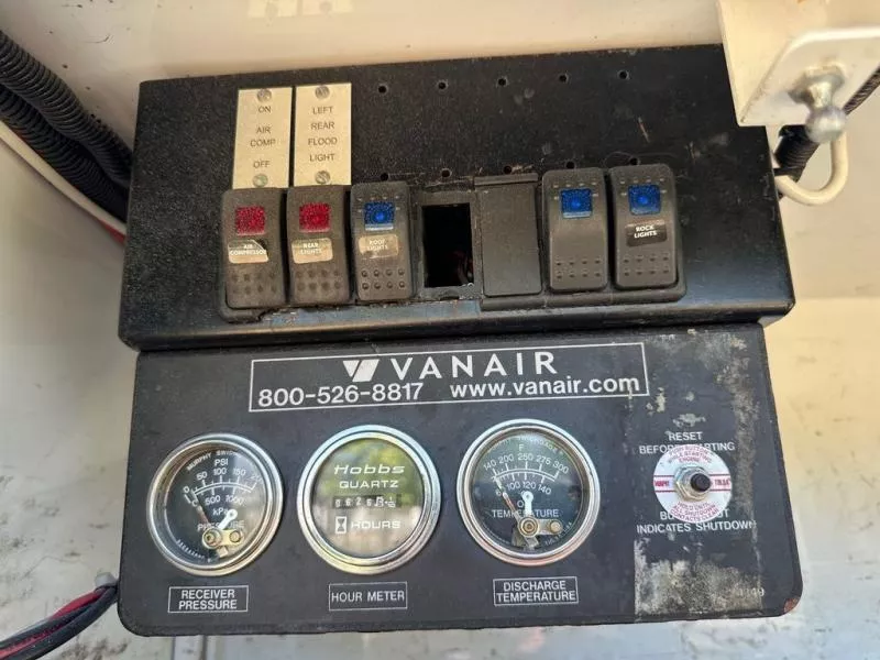 used Other Trucks GMC  for sale, in North Hills, CA Thumbnail 22