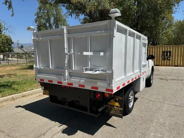 used Flatbed Semi Trailers Chevrolet  for sale, in North Hills, CA Thumbnail 4