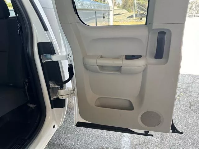 used Other Trucks Chevrolet  for sale, in North Hills, CA Thumbnail 18