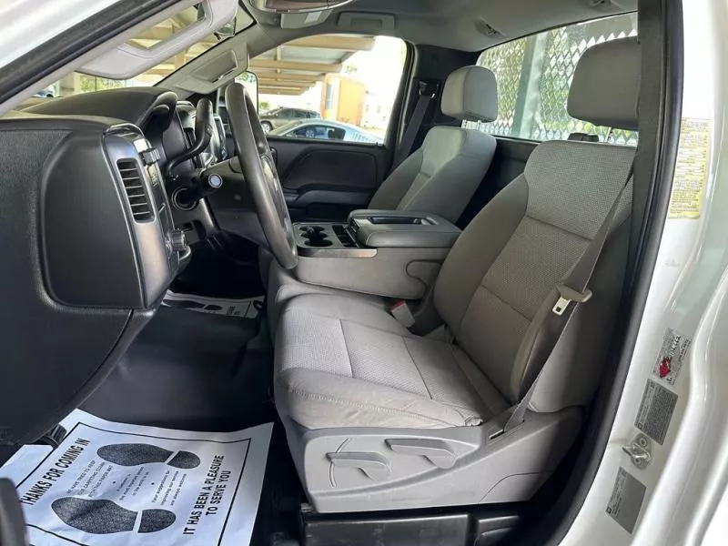 used Other Trucks Chevrolet  for sale, in North Hills, CA Thumbnail 23