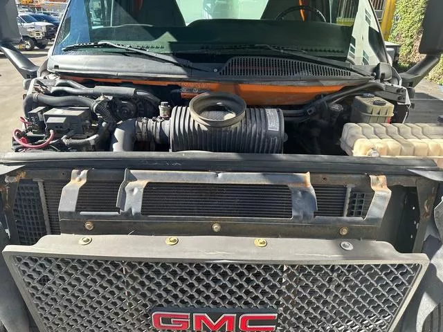 used Other Trucks GMC  for sale, in North Hills, CA Thumbnail 30