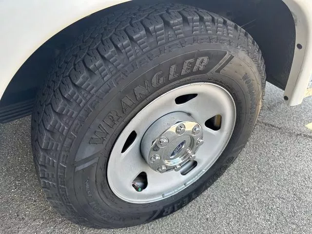 used Other Trucks Ford  for sale, in North Hills, CA Thumbnail 32