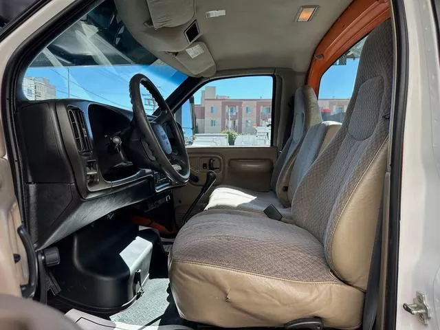 used Other Trucks GMC  for sale, in North Hills, CA Thumbnail 38