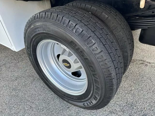 used Other Trucks Chevrolet  for sale, in North Hills, CA Thumbnail 33