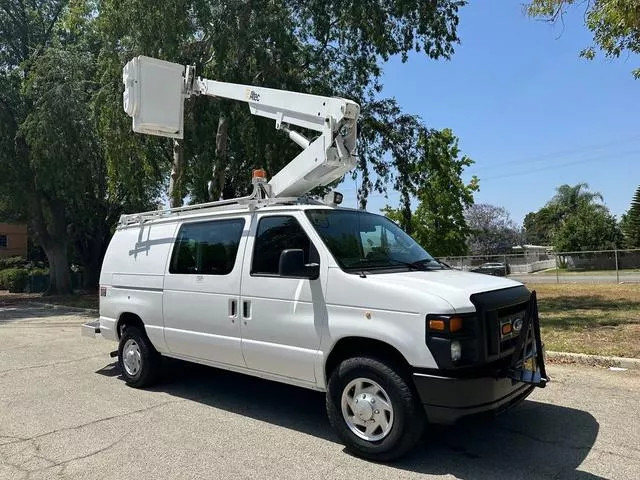 2014 Ford Econoline E-350 