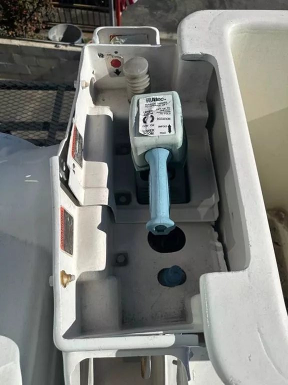 used Other Trucks GMC  for sale, in North Hills, CA Thumbnail 18