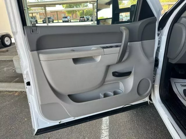 used Other Trucks Chevrolet  for sale, in North Hills, CA Thumbnail 17