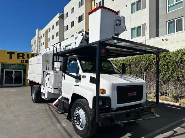 used Other Trucks GMC  for sale, in North Hills, CA Thumbnail 20