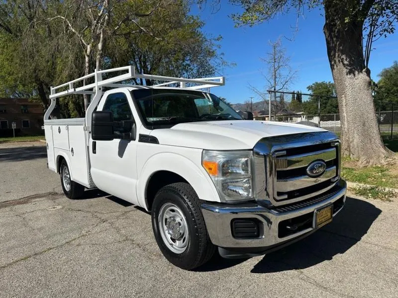 2011 Ford F-250 S.D.